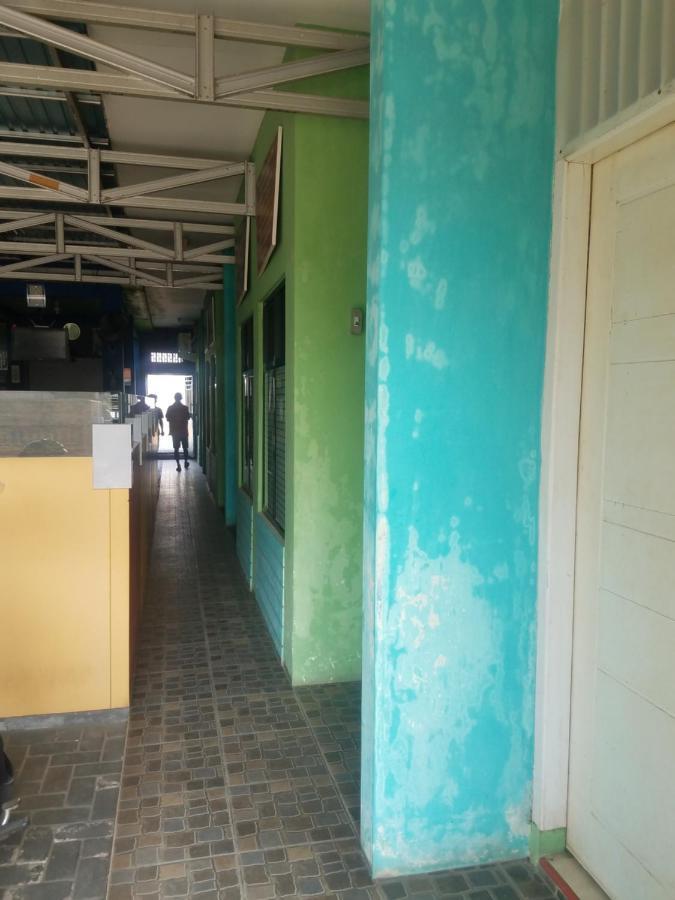 Cendrawasih Syariah Homestay Бандар-Лампунг Экстерьер фото